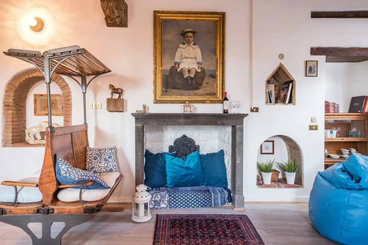 Rise And Smile Charming Penthouse Apartment Lucca Italy
