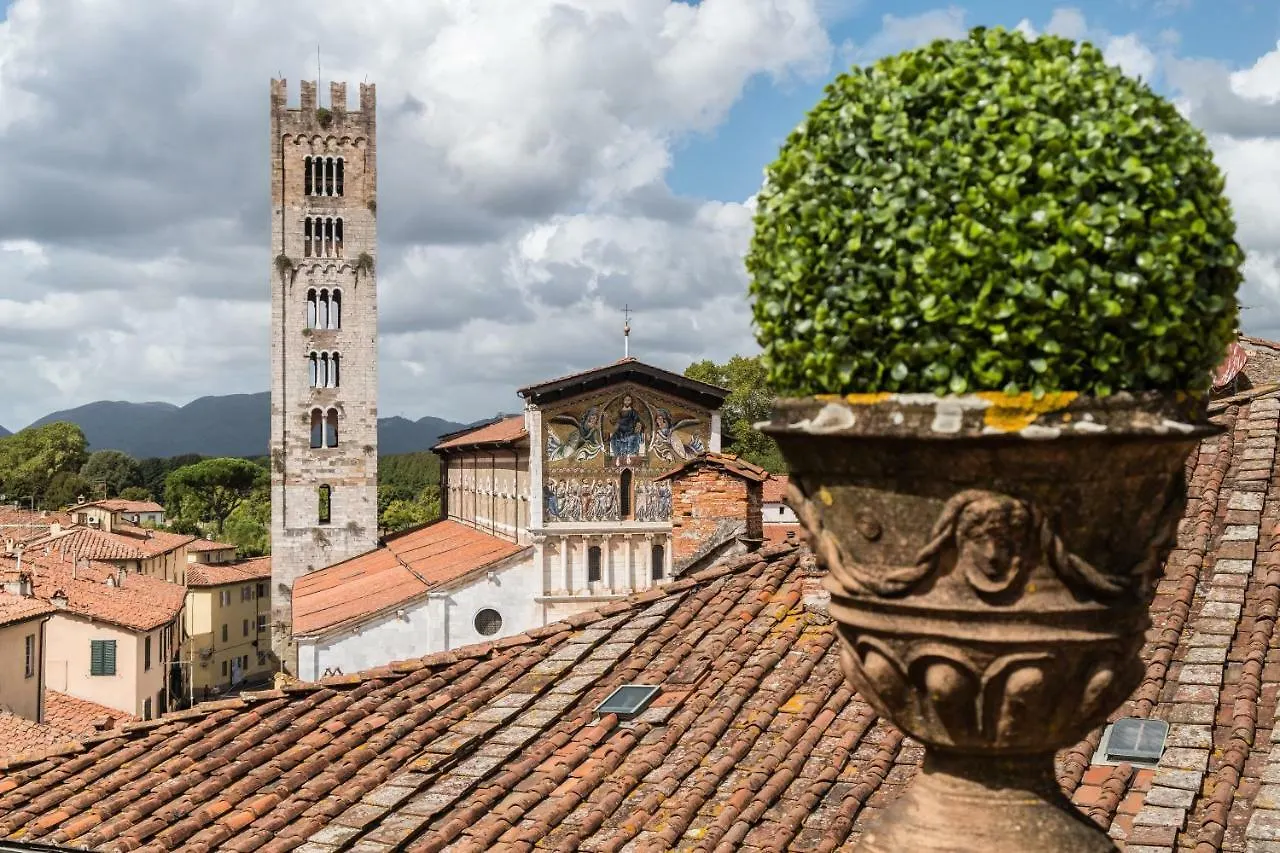Rise And Smile Charming Penthouse Apartment Lucca