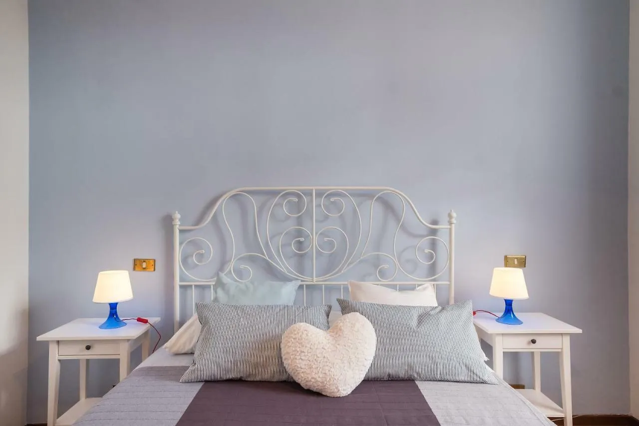 Rise And Smile Charming Penthouse Apartment Lucca Italy